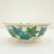 画像2: 京焼　加藤隆山造　色絵青楓文平茶碗（箱付） (2)