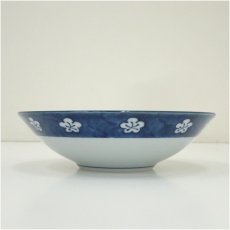 画像3: 源右衛門窯造　古染風梅紋鉢（共箱） (3)