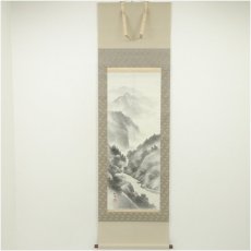 画像1: 田中松甫筆　水墨山水　肉筆絹本掛軸（共箱） (1)