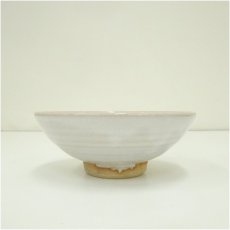 画像4: 作家物　志野平茶碗（箱付） (4)
