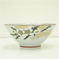 画像3: 九谷焼　泰山造　色絵梅図菓子鉢（共箱） (3)