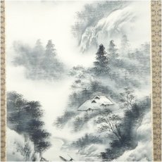 画像4: 雲渓筆　水墨山水　肉筆絹本掛軸（共箱） (4)