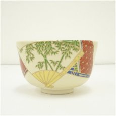 画像4: 京焼　宮地英香造　色絵扇面茶碗（箱付） (4)