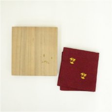 画像1: 龍村美術　織物謹製　流水地紋銀杏帛紗（箱付） (1)