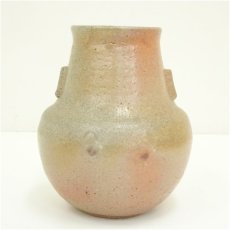 画像2: 藤原敬介造 備前志野耳付壺(共箱) (2)