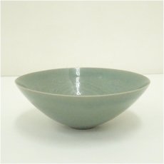 画像2: 人間国宝　柳海剛造　高麗青磁茶碗（共箱） (2)