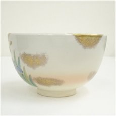 画像4: 作家物　色絵草花茶碗（箱付） (4)