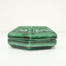 画像3: 吉向焼　吉向松月造　宝相華彫文香合（共箱） (3)