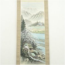 画像2: 岩崎紫峰筆　彩色春景　肉筆絹本掛軸（共箱） (2)