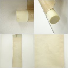 画像8: 翠光筆　梅花小禽図　肉筆絹本掛軸（共箱） (8)