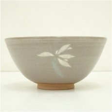 画像3: 京焼　伊東慶造　蘭花紋茶碗（共箱） (3)