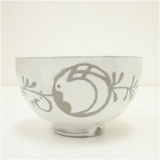 画像4: 長山窯造　粉引卯の絵茶碗（共箱） (4)
