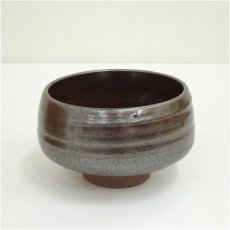 画像2: 京焼　河合紀造　鉄砂茶碗（共箱） (2)