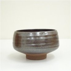 画像3: 京焼　河合紀造　鉄砂茶碗（共箱） (3)