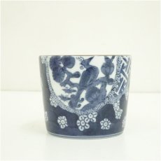 画像4: 有田焼　其泉造　染付祥瑞梅花鳥蕎麦猪口5客（共箱） (4)