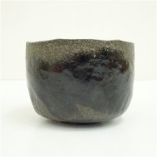 画像4: 佐々木昭楽造　光悦雨雲写黒楽茶碗（共箱） (4)