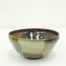 画像2: 高取焼宗家　栄作（十二代高取八山）造　茶碗（共箱） (2)