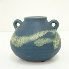 画像3: 京焼　谷口良三造　碧燦耳付花瓶（共箱） (3)