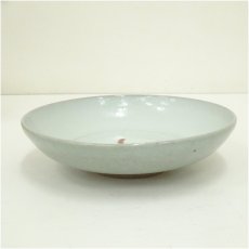 画像2: 作家物　白丹波草文鉢（共箱） (2)