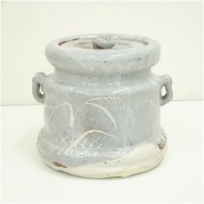 画像2: 大萱窯　加藤弥右衛門造　鼠志野耳付水指（共箱） (2)