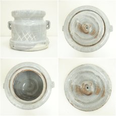 画像6: 大萱窯　加藤弥右衛門造　鼠志野耳付水指（共箱） (6)