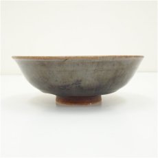 画像2: 与論焼　金子恭雨造　天目釉茶碗（共箱） (2)