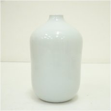 画像3: 松本為佐視造　白磁紅梅文花瓶（共箱） (3)