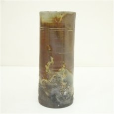 画像2: 備前焼　南燦窯　平田吉己造　花入（共箱） (2)