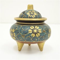 画像2: 九谷焼　長峰造　金彩青粒豆香炉（共箱） (2)