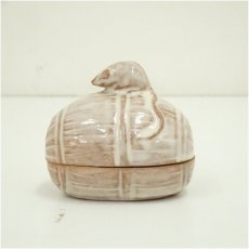 画像2: 萩焼　大和萬山窯造　干支子香合（共箱） (2)