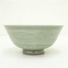 画像4: 韓国人間文化財　柳海剛（根瀅）造　高麗青磁茶碗（共箱） (4)