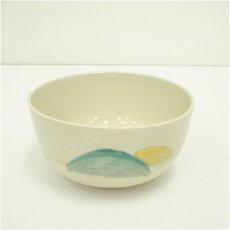 画像1: 京焼　右近造　金彩色絵遠山茶碗 (1)
