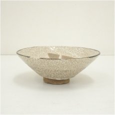 画像2: 加藤春鼎造　瀬戸唐津なぎさ茶碗（共箱） (2)