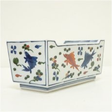 画像4: 有田焼　館林源右衛門造　萬暦風魚介絵花器（共箱） (4)