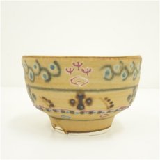 画像4: 湯之根窯　加藤達次造　色絵奈志茶碗（勅題：春）（共箱） (4)