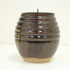 画像4: 膳所焼　岩崎新定造　捻貫水指（即中斎花押・箱書）（共箱） (4)
