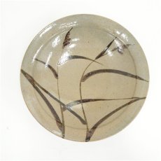 画像2: 唐津焼　十四代　中里太郎右衛門窯造　絵唐津皿（共箱） (2)