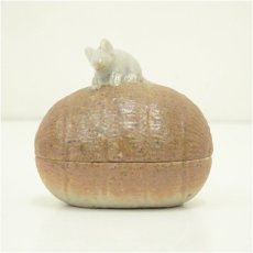画像3: 京焼　小峰造　干支俵鼠香合（共箱） (3)