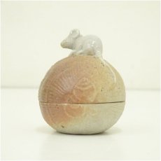 画像4: 京焼　小峰造　干支俵鼠香合（共箱） (4)