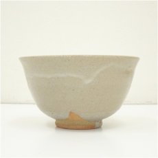 画像4: 唐津焼　十三代　中里太郎右衛門窯造　絵唐津茶碗（共箱） (4)