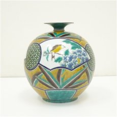 画像3: 九谷焼　糖川孝之造　吉田屋割取花鳥花瓶（共箱） (3)