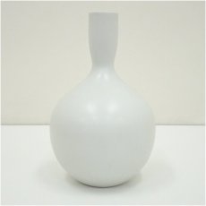 画像4: 京焼　松本為佐視造　白鳳磁花瓶（共箱） (4)