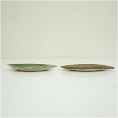 画像4: 京焼　松斎造　吹き寄せ葉形小皿（共箱） (4)