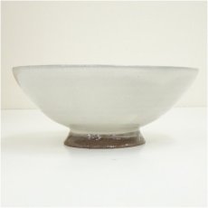 画像4: 益子焼　吉川心水造　飴釉銅彩花文鉢（共箱） (4)