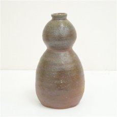 画像2: 備前焼　末石泰節造　瓢型花器（共箱） (2)