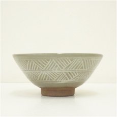 画像4: 阿漕焼　三島手福字茶碗（共箱） (4)
