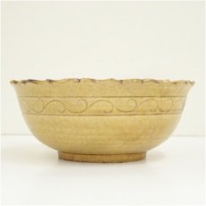 画像4: 作家物　黄瀬戸蕪文菓子鉢 (4)