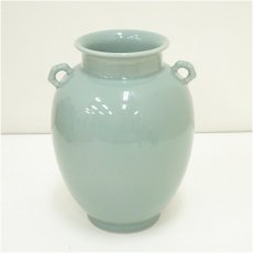 画像2: 京焼　松本為佐視造　青磁花瓶（共箱） (2)