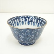 画像3: 京焼　加藤利昌造　青華梅小紋汲出碗5客（共箱） (3)