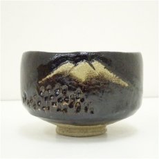 画像3: 京焼　佐々木松楽造　富士に森黒茶碗（共箱） (3)